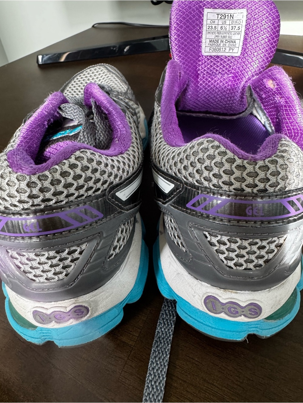 Women's ASICS Cumulus size 6 1/2 - Picture 6 of 6